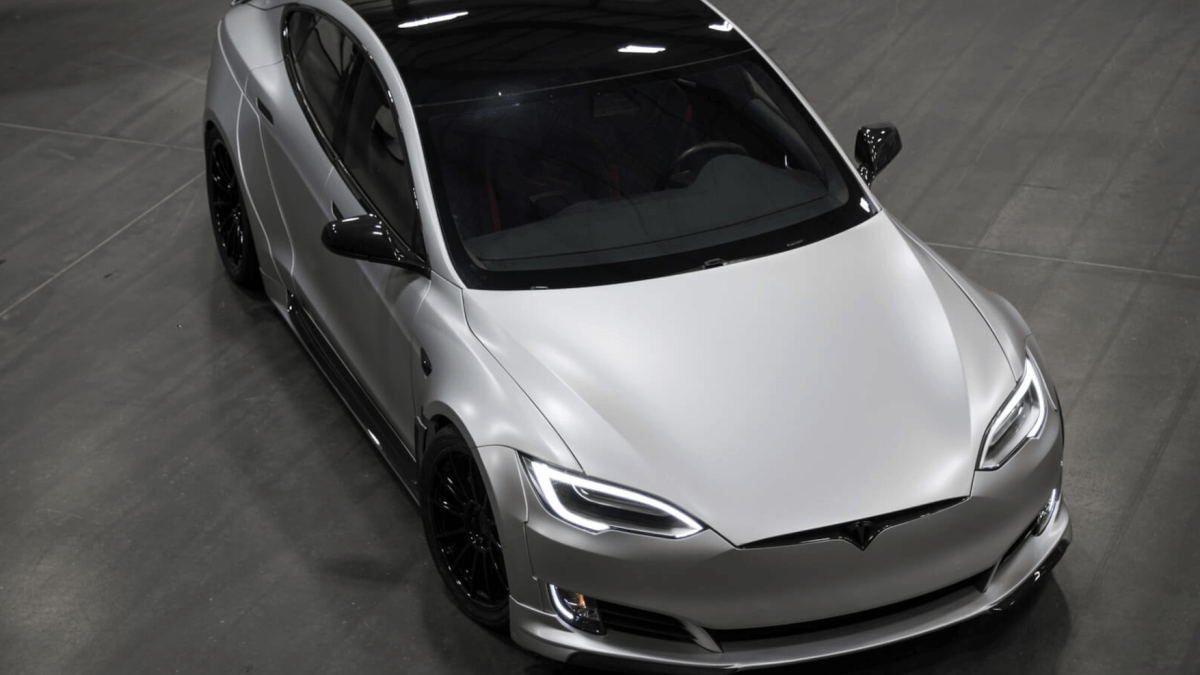 Tesla Model S S-APEX // Source : Unplugged Performance