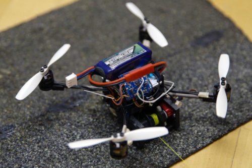 Un drone FlyCroTugs. // Source : Standford University