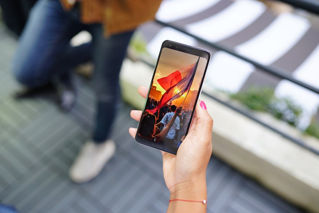 No notch phone, no fee phone // Source : Numerama No notch phone, no fee phone // Source : Numerama