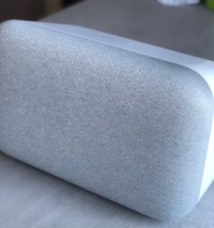 Google Home Max // Source : Numerama