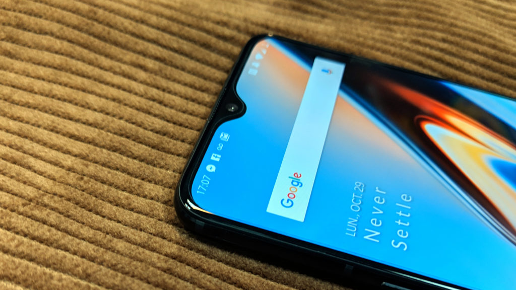 L'encoche du OnePlus 6T. L'encoche du OnePlus 6T.