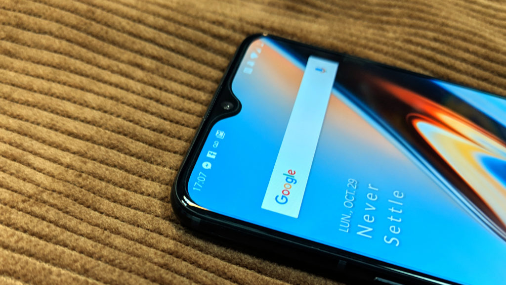 L'encoche du OnePlus 6T.