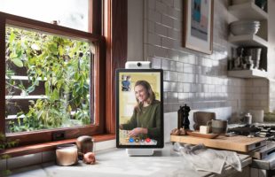Facebook Portal  // Source : Facebook