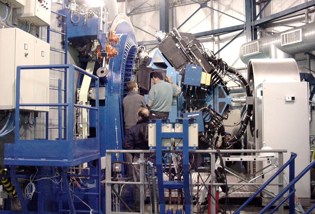 L'instrument VIMOS du Très Grand Telescope au Chili. // Source : ESO