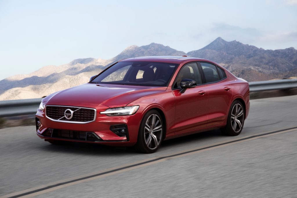 New Volvo S60 R-Design exterior // Source : Volvo