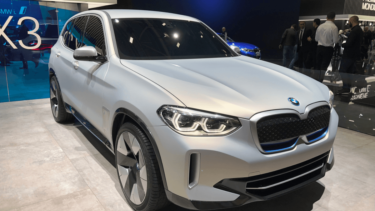 BMW Concept iX3