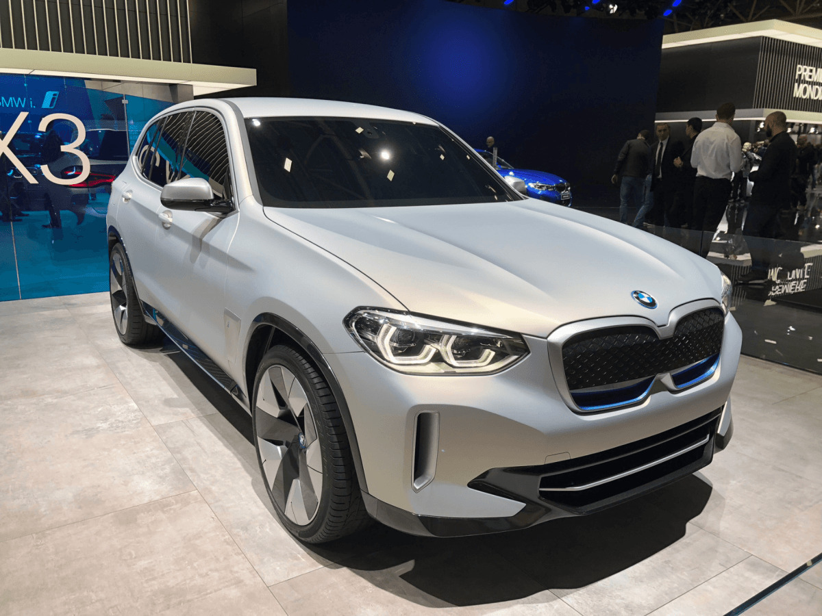 BMW Concept iX3