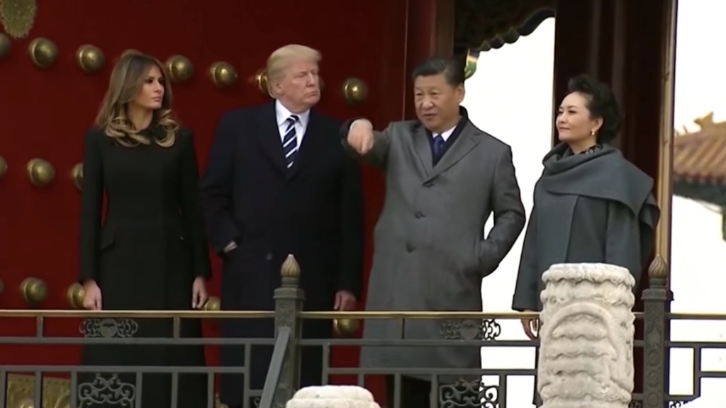 Donald Trump et Xi Jinping // Source : Youtube - Time 