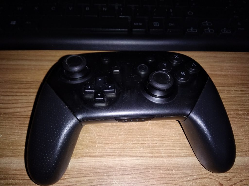 La manette utilisée par Reddah Boulahia, qui lui permet normalement de jouer à la Switch. // Source : Reddah BOULAHIA