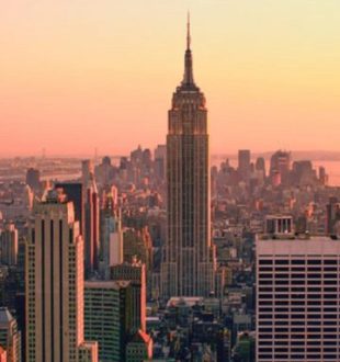 L'un des nouveaux QG devait être situé à New York. // Source : Unsplash / Chelsea London Phillips