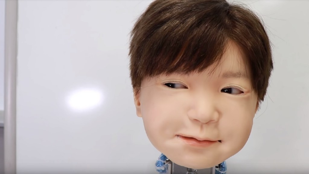Le robot-enfant imite plusieurs expressions. // Source : Hisashi Ishihara