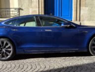 La Tesla Model S 100D, une voiture de luxe testée 4 jours par Numerama, enclenchera-t-elle une enquête ? // Source : Numerama