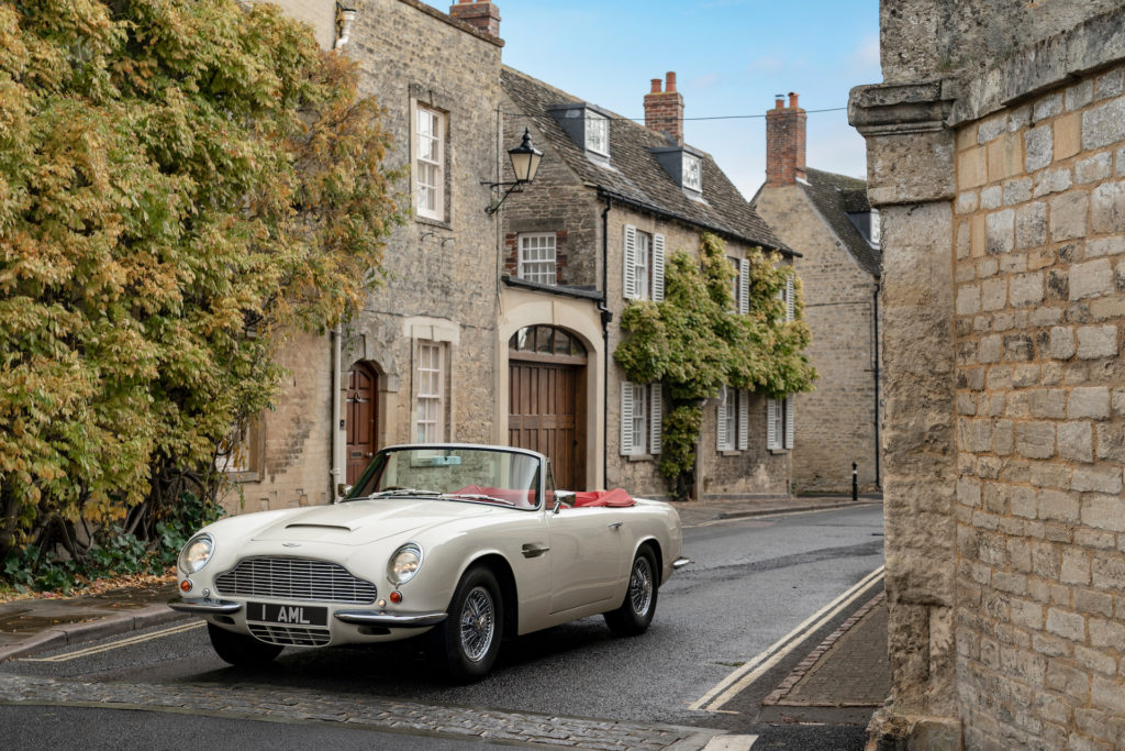 Aston Martin DB6 MkII Volante // Source : Aston Martin Aston Martin DB6 MkII Volante // Source : Aston Martin