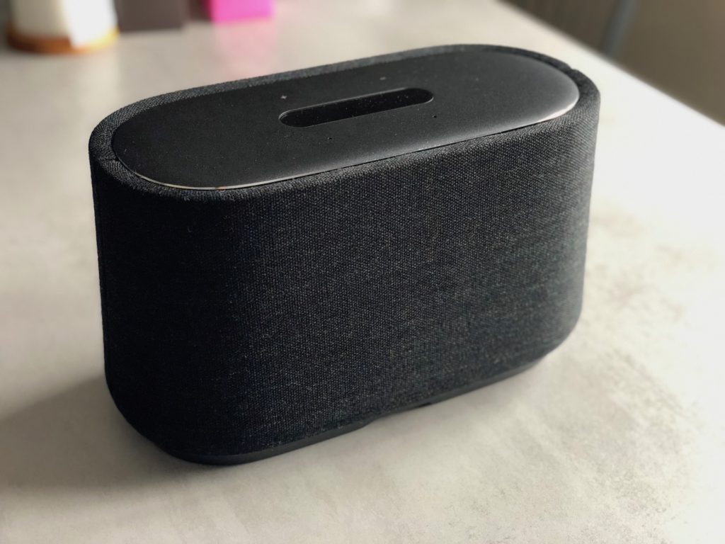 Arrière de l'enceinte connectée Harman Kardon Citation 300 // Source : Maxime Claudel pour Numerama Arrière de l'enceinte connectée Harman Kardon Citation 300 // Source : Maxime Claudel pour Numerama
