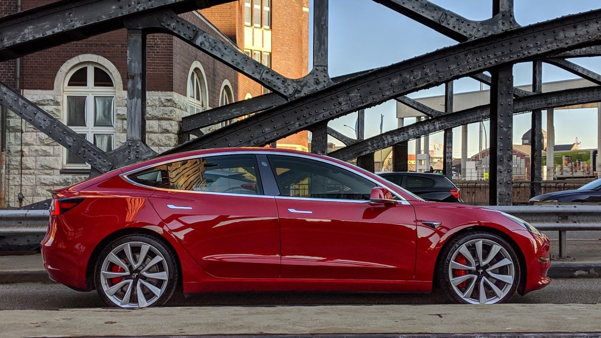 Tesla Model 3 // Source : Tesla