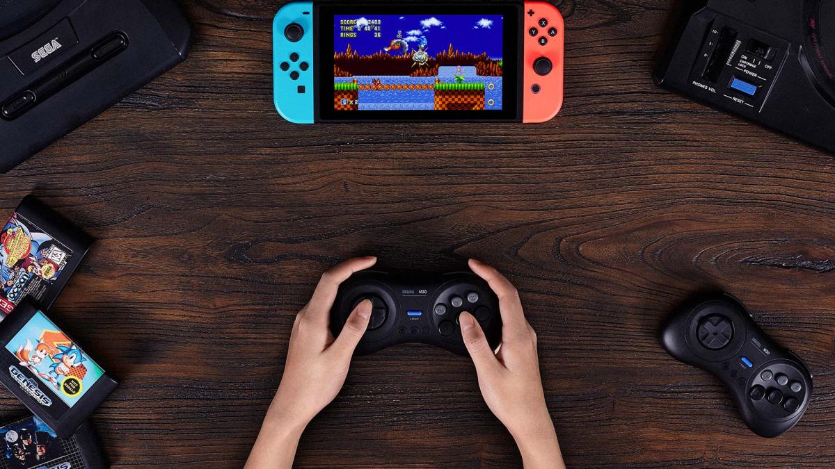 Manette Mega Drive 8BitDo // Source : 8BitDo