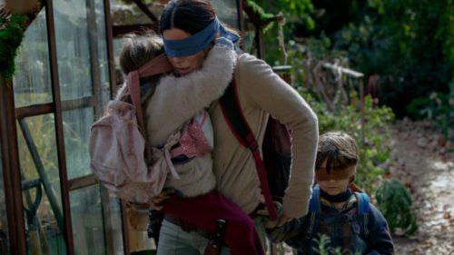 Sandra Bullock joue le rôle principal dans le film Bird Box. // Source : Netflix