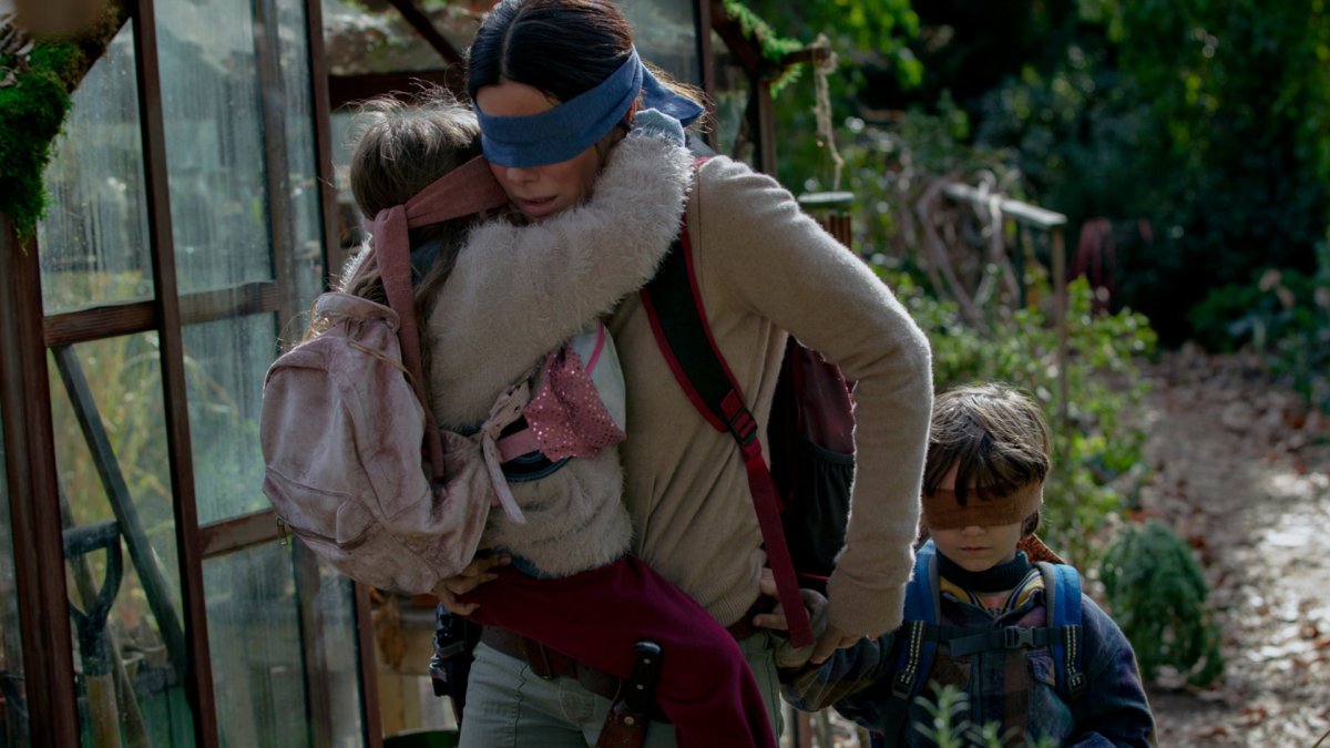 Sandra Bullock joue le rôle principal dans le film Bird Box. // Source : Netflix