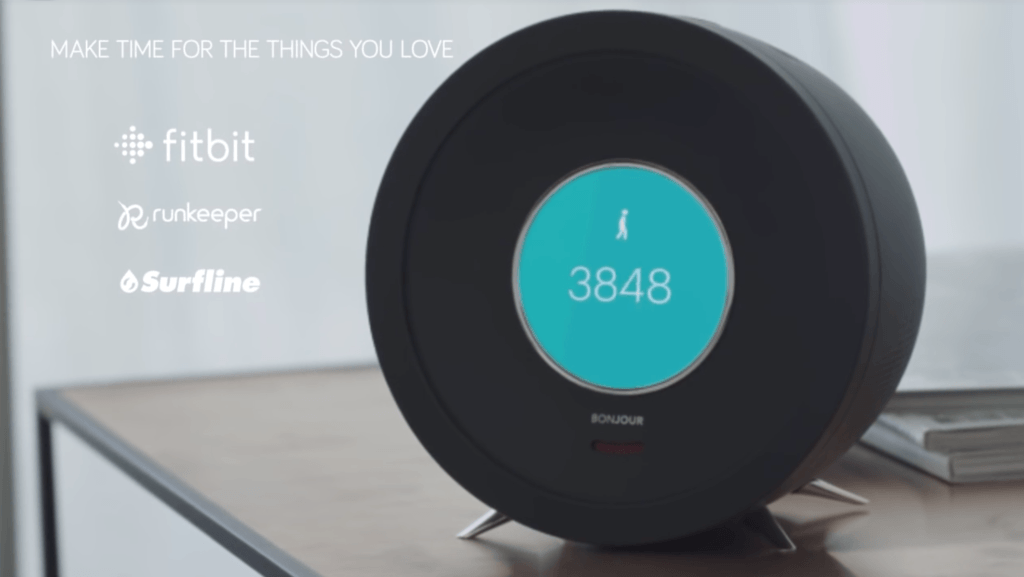 Capture d'écran de la vidéo de présentation du réveil Bonjour // Source : Kickstarter Capture d'écran de la vidéo de présentation du réveil Bonjour // Source : Kickstarter