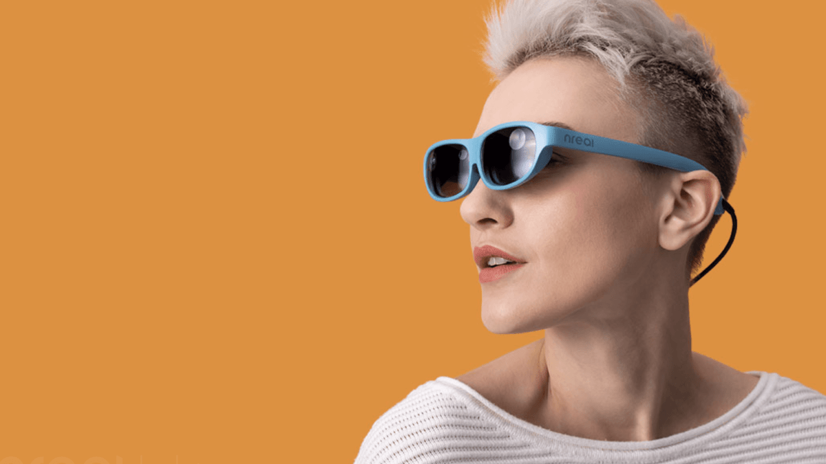 Lunettes de réalité mixte nreal light // Source : nreal