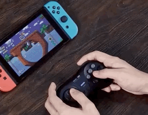 Gif manette Mega Drive sur Switch // Source : Numerama Gif manette Mega Drive sur Switch // Source : Numerama