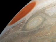 Les tornades jumelles sur Jupiter. // Source : NASA/JPL-Caltech/SwRI/MSSS/Gerald Eichstadt/Sean Doran