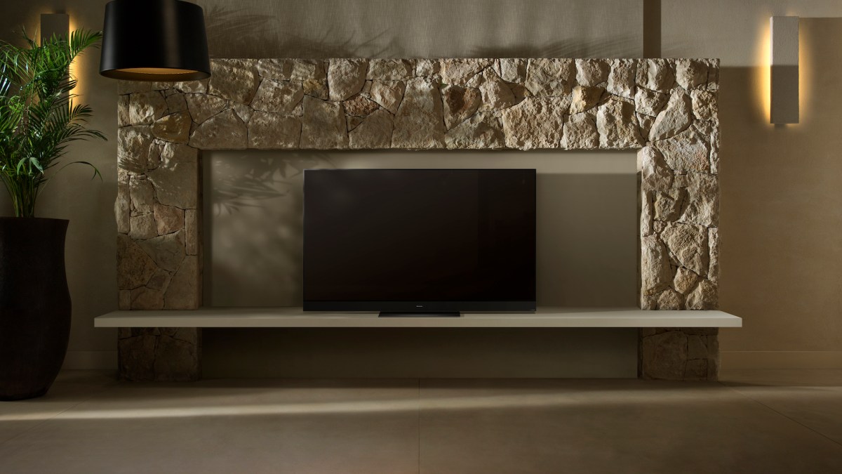 Téléviseur Panasonic OLED GZ2000 // Source : Panasonic