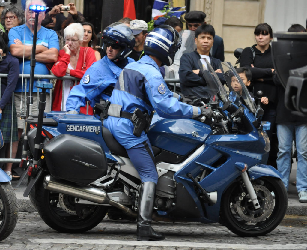 Des gendarmes français. // Source : Flickr/CC/copsadmirer
