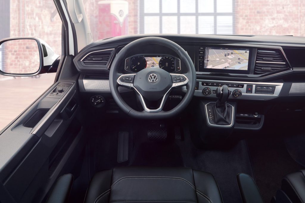 Volkswagen Multivan 6.1 // Source : Volkswagen
