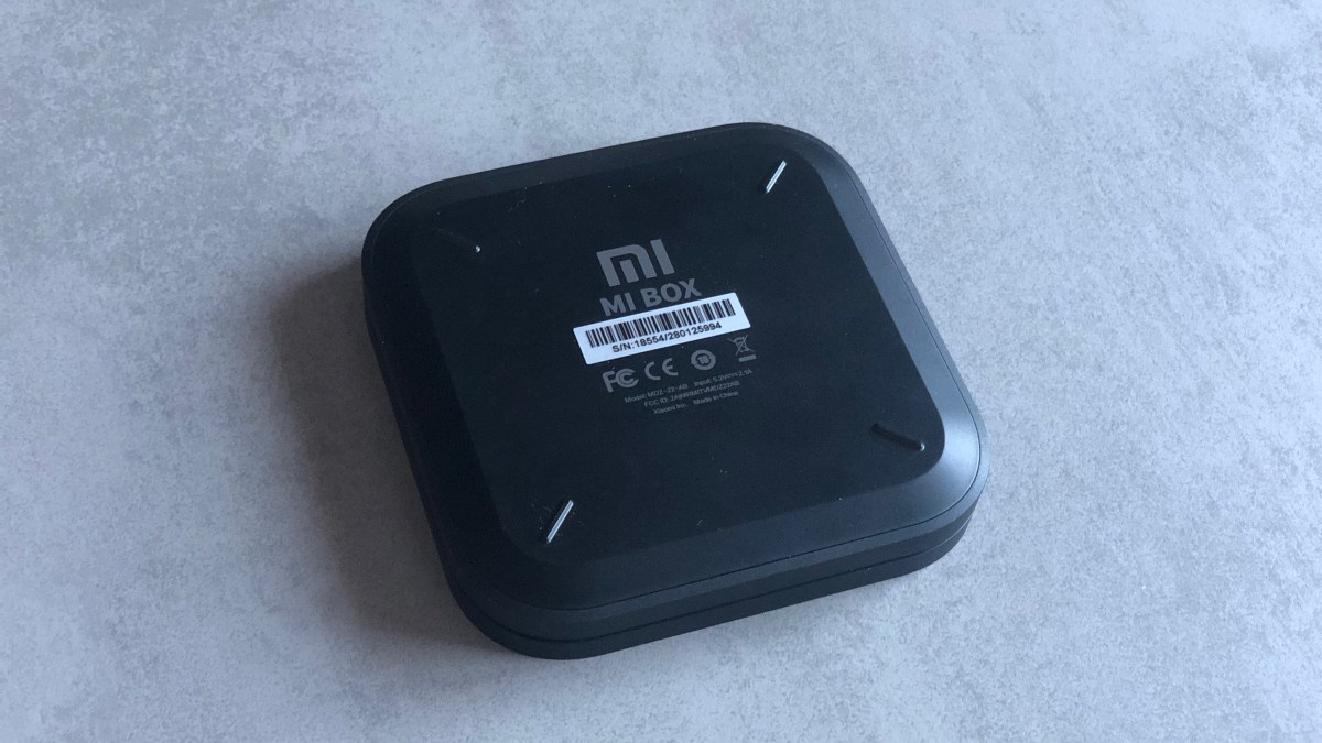 Xiaomi Mi Box S (dos) // Source : Numerama