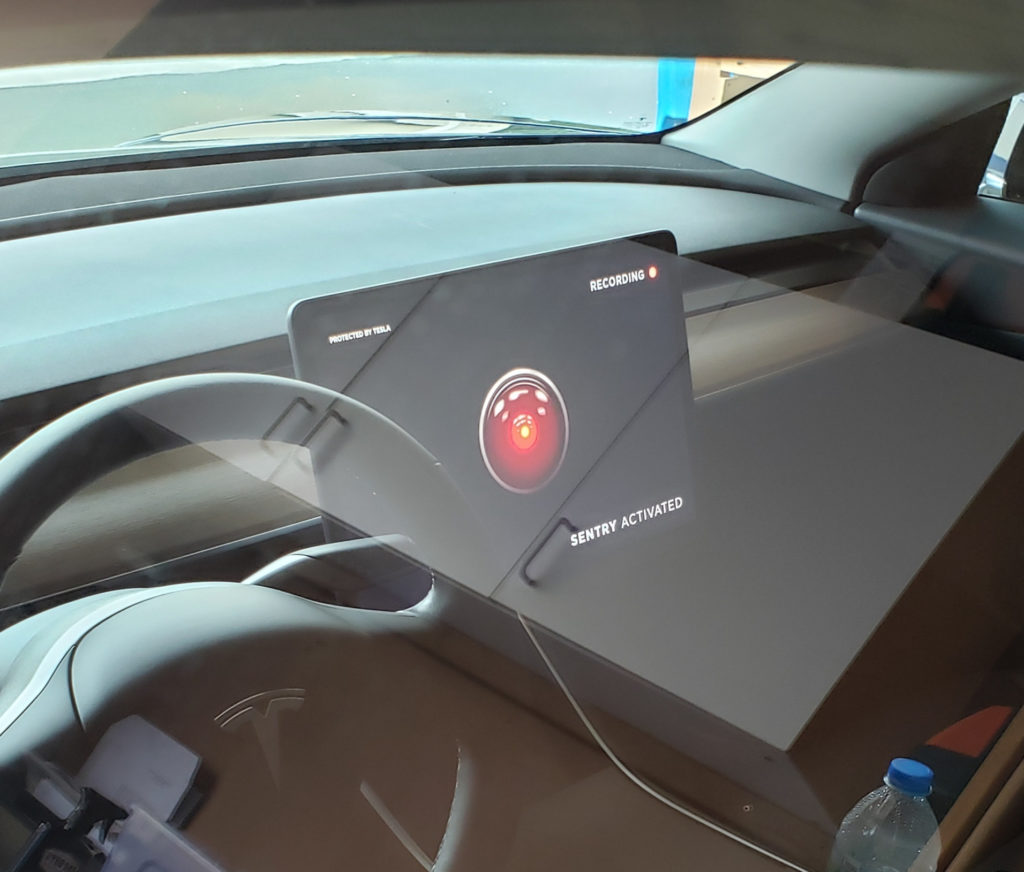 Mode Sentinelle Tesla // Source : Reddit