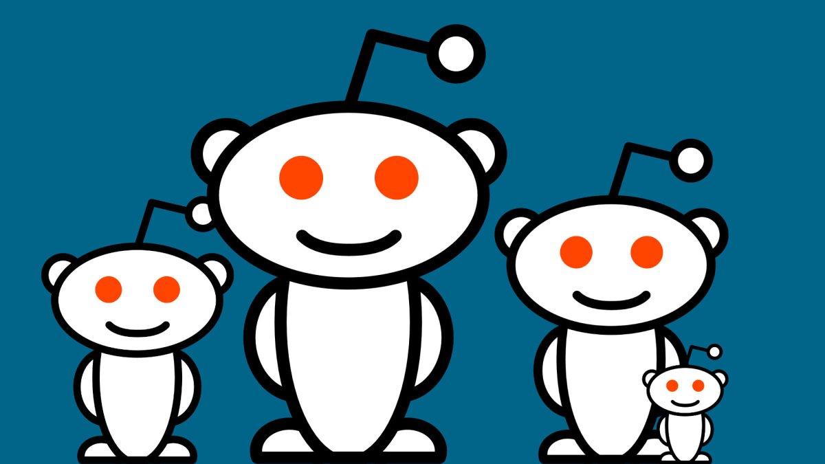 Le logo Reddit. // Source : Montage Numerama / logo Reddit