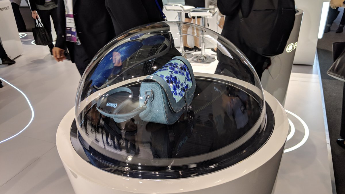 Royole au MWC 2019 // Source : Numerama