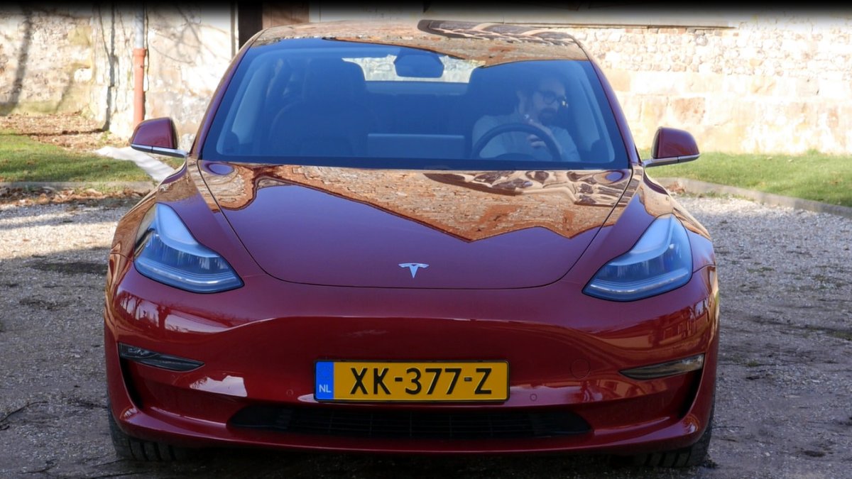 Tesla Model 3, essai européen // Source : Louise Audry et Julien Cadot