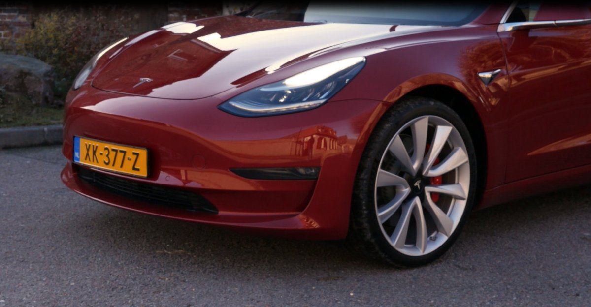 Tesla Model 3, essai européen // Source : Louise Audry et Julien Cadot