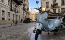 Scooter électrique 2Twenty Roma // Source : Numerama Scooter électrique 2Twenty Roma // Source : Numerama