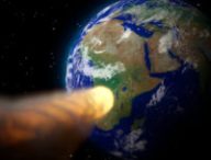 Un astéroïde fonçant vers la Terre. // Source : Pixabay (photo recadrée)
