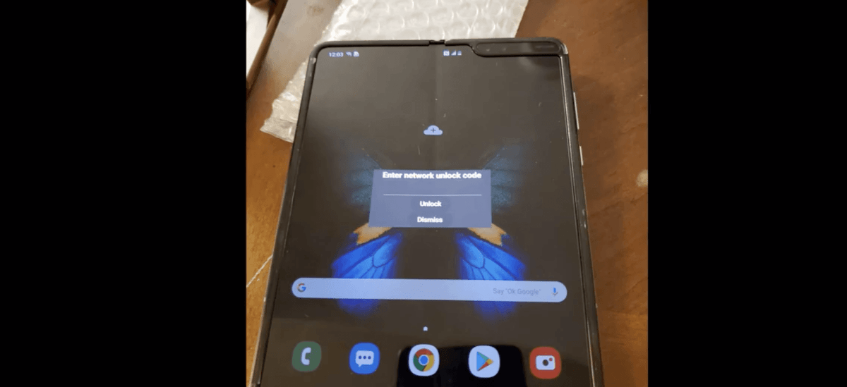 Fuite vidéo du Samsung Galaxy Fold // Source : YouTube
