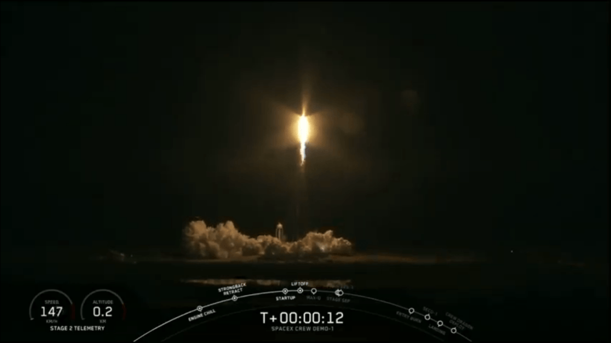 Le lancement a eu lieu peu après 10 heures. // Source : Capture d'écran Numerama / NASA / SpaceX