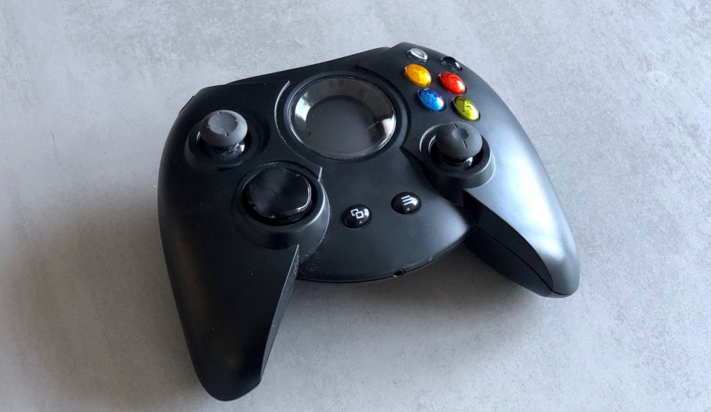 Manette Xbox 'Duke' // Source : Numerama Manette Xbox 'Duke' // Source : Numerama