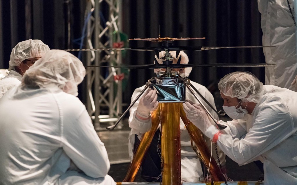 Les tests sur l'hélicoptère. // Source : NASA/JPL-Caltech (photo recadrée)