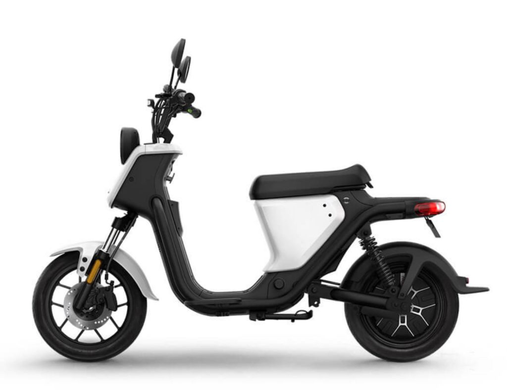 Niu a choisi un look rétro pour son nouveau scooter. // Source : Niu
