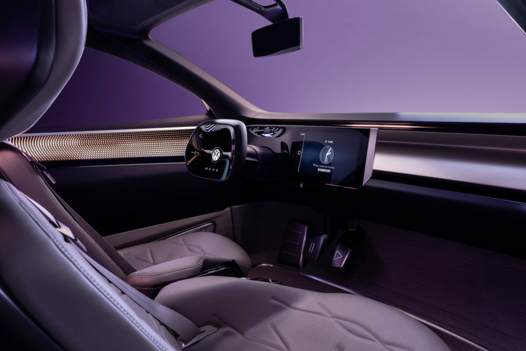 Tableau de bord Volkswagen ID. ROOMZZ // Source : Volkswagen Tableau de bord Volkswagen ID. ROOMZZ // Source : Volkswagen
