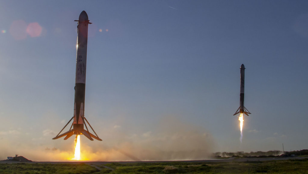 Falcon Heavy SpaceX booster propulseur