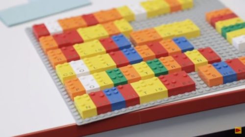 Lego va proposer des briques en brailles pour les enfants malvoyants // Source : Youtube/ Beyoun the Bricks