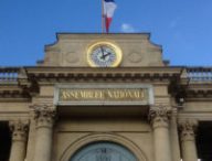 Portail d'entrée de l'Assemblée nationale, place du Palais Bourbon, à Paris // Source : Novo Press