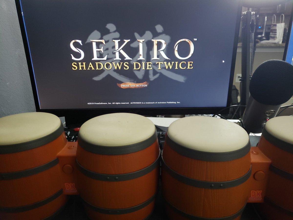 Sekiro avec des manettes Donkey Kong // Source : Imgur