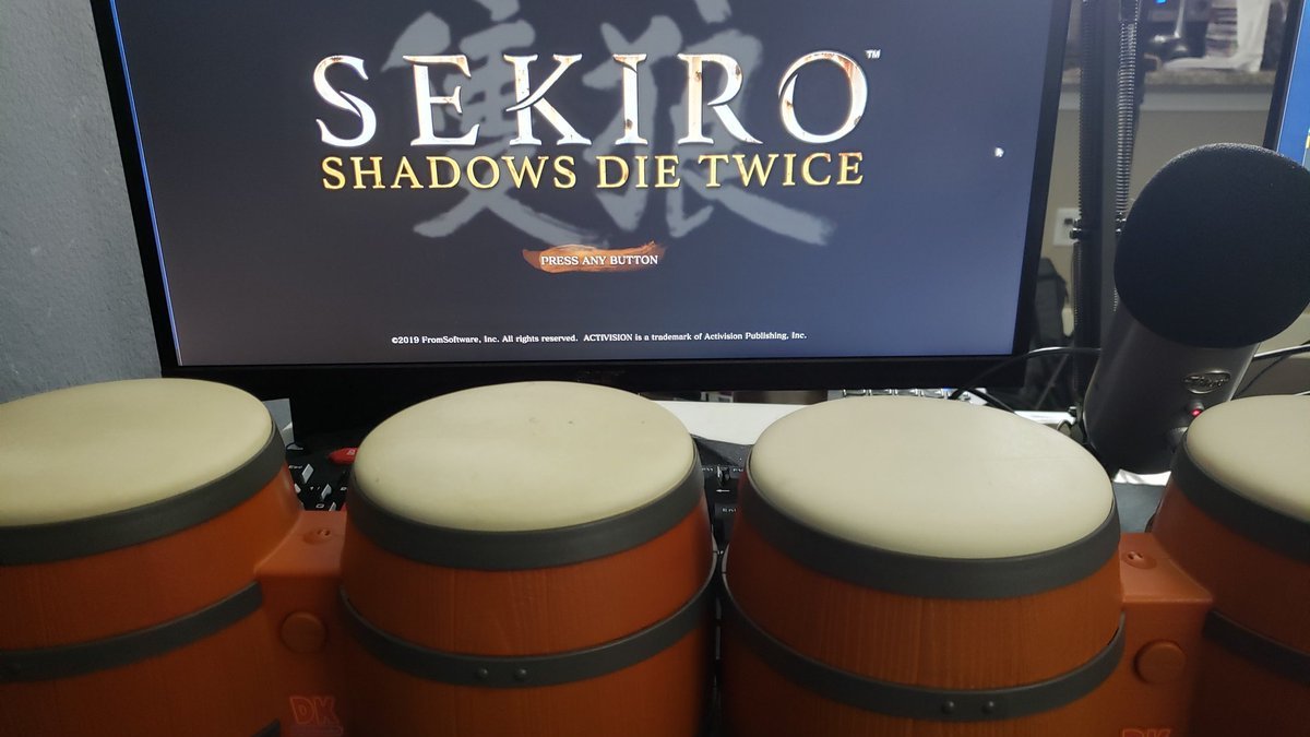 Sekiro avec des manettes Donkey Kong // Source : Imgur