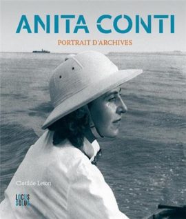 Un livre regroupant des images et écrits d'Anita Conti. // Source : Locus Solus