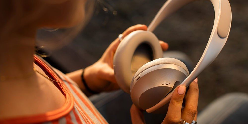 Casque Bose Headphones 700 // Source : Bose Casque Bose Headphones 700 // Source : Bose